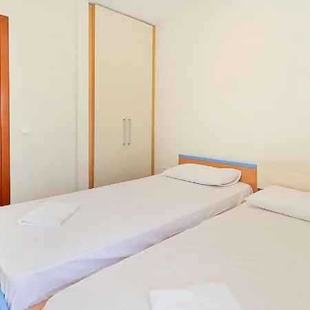 Giota بيت للعطل *