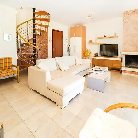 بيت للعطل Giota *